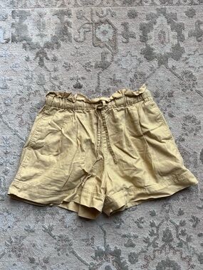 Uniqlo Cotton Linen Paperbag Waist Women’s Shorts